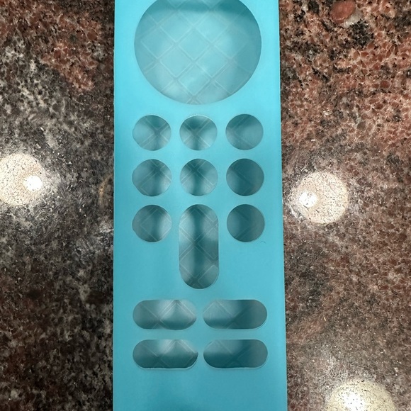 NWOT Glow in the dark Firestick remote case - Picture 3 of 5